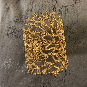 NWT ZARA Goldtone Filigree Coral Cuff Statement Bracelet